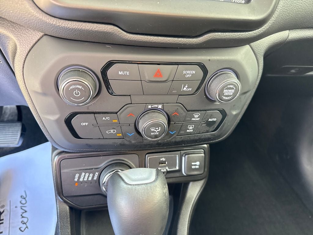 2023 Jeep Renegade Trailhawk