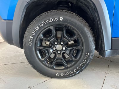 2020 Jeep Cherokee Trailhawk