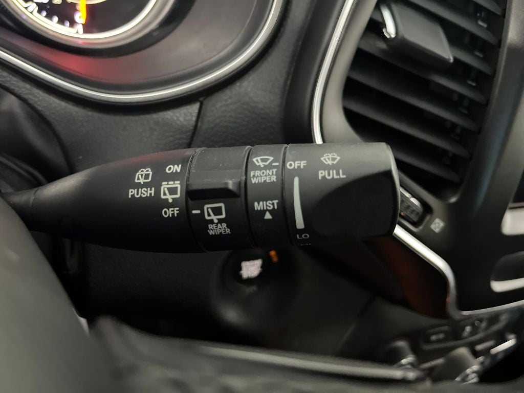 2020 Jeep Cherokee Trailhawk