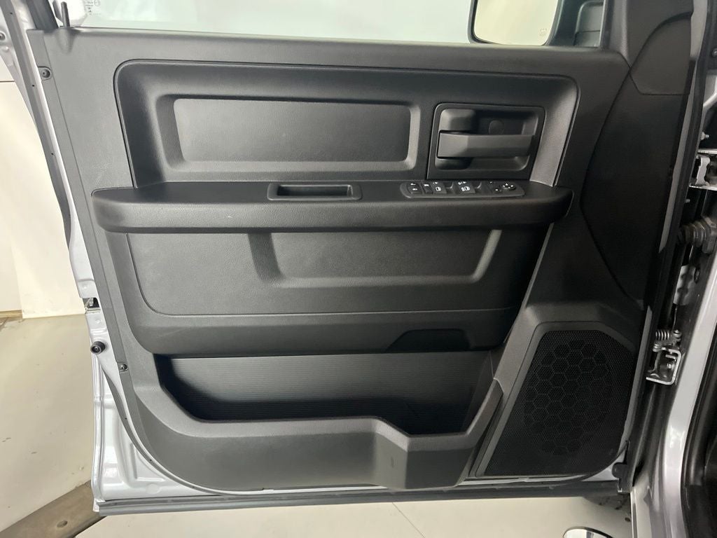 2024 RAM 1500 Classic Tradesman