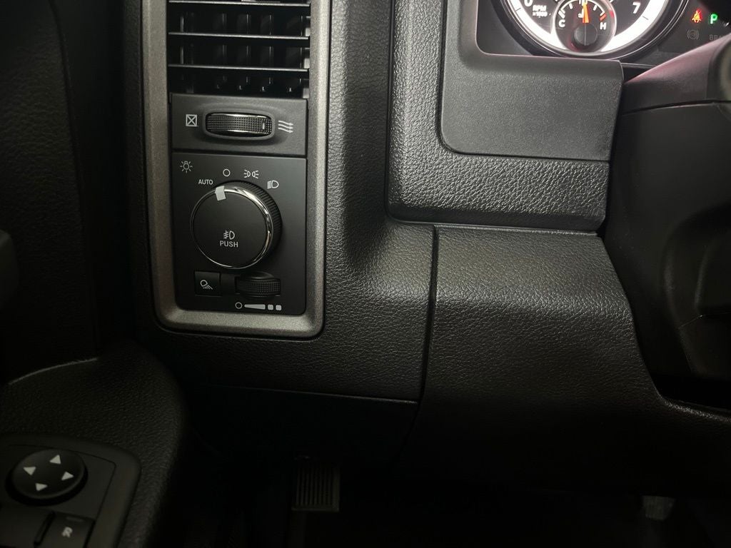2024 RAM 1500 Classic Tradesman