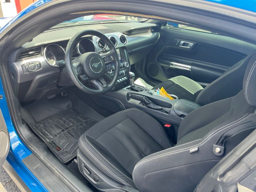 2020 Ford Mustang EcoBoost