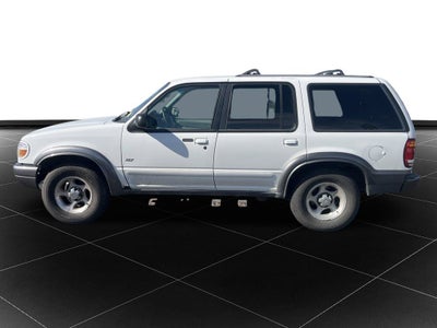 1999 Ford Explorer XLT 112 WB