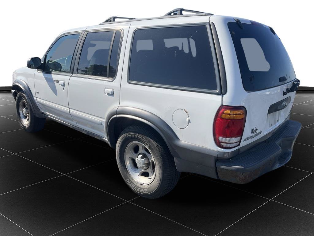 1999 Ford Explorer XLT 112 WB