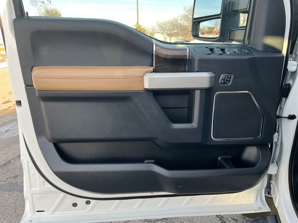 2022 Ford F-250SD Lariat