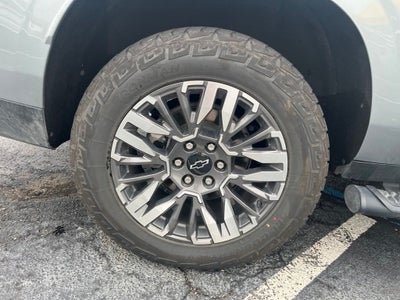 2025 Chevrolet Suburban Z71