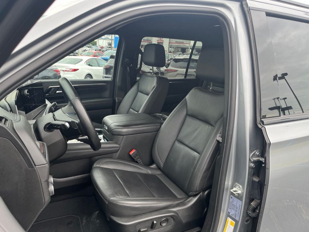 2025 Chevrolet Suburban Z71