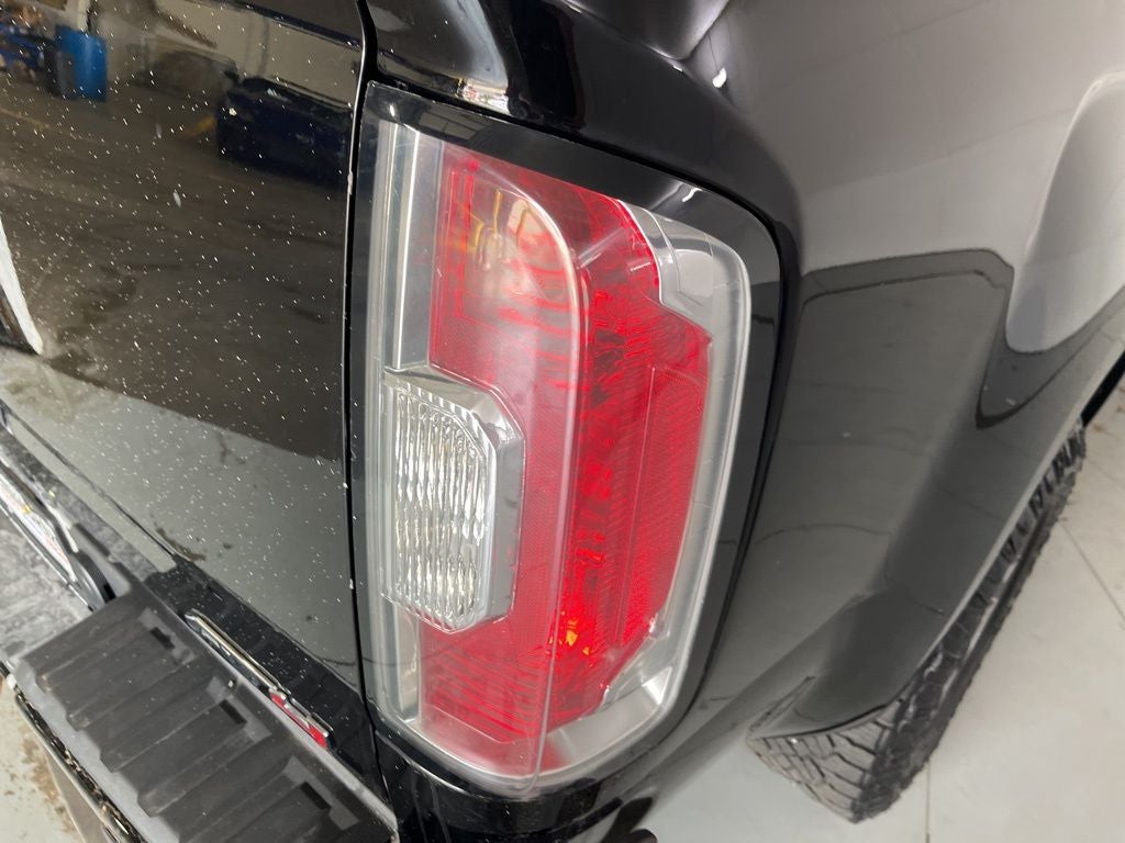 2022 GMC Canyon AT4 w/Cloth
