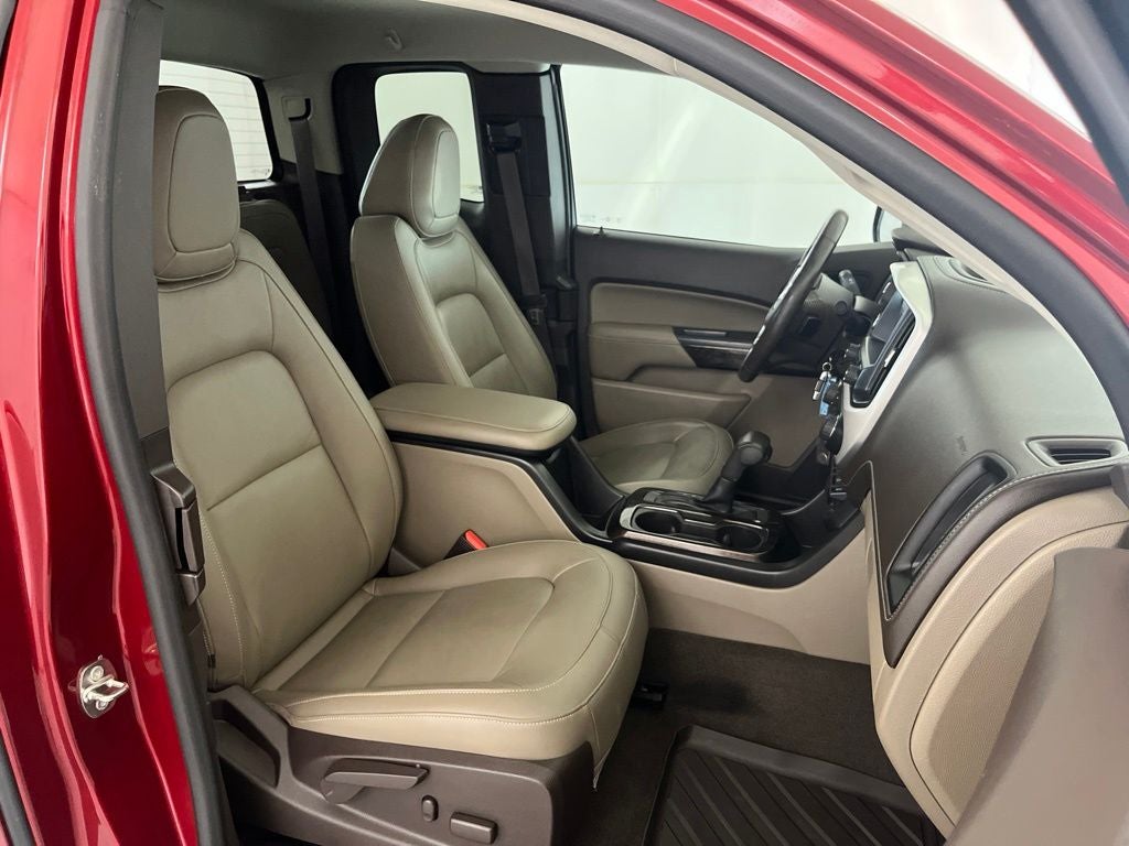 2017 GMC Canyon SLT