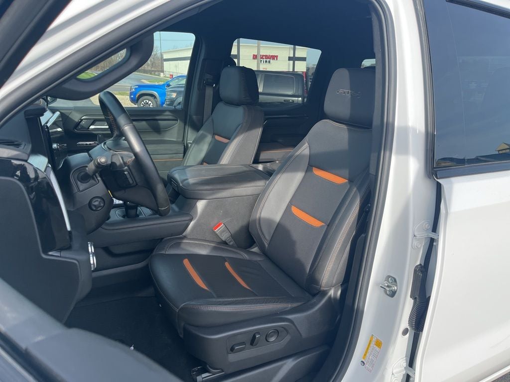 2025 GMC Sierra 1500 AT4