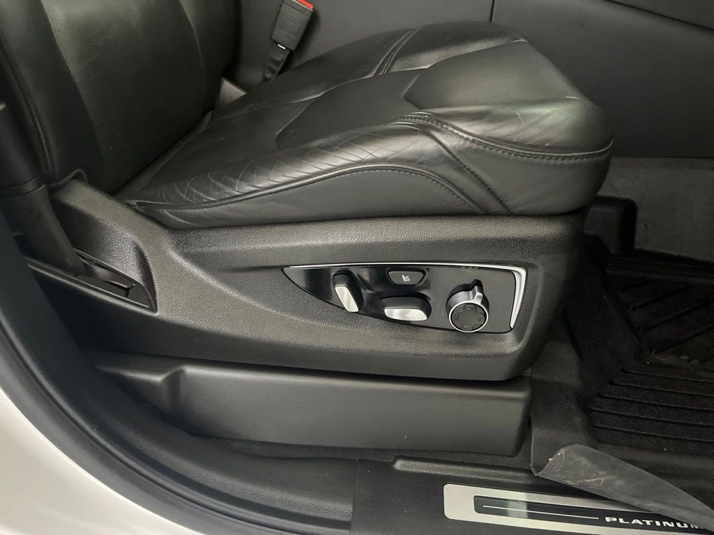 2019 Cadillac Escalade ESV Platinum Edition