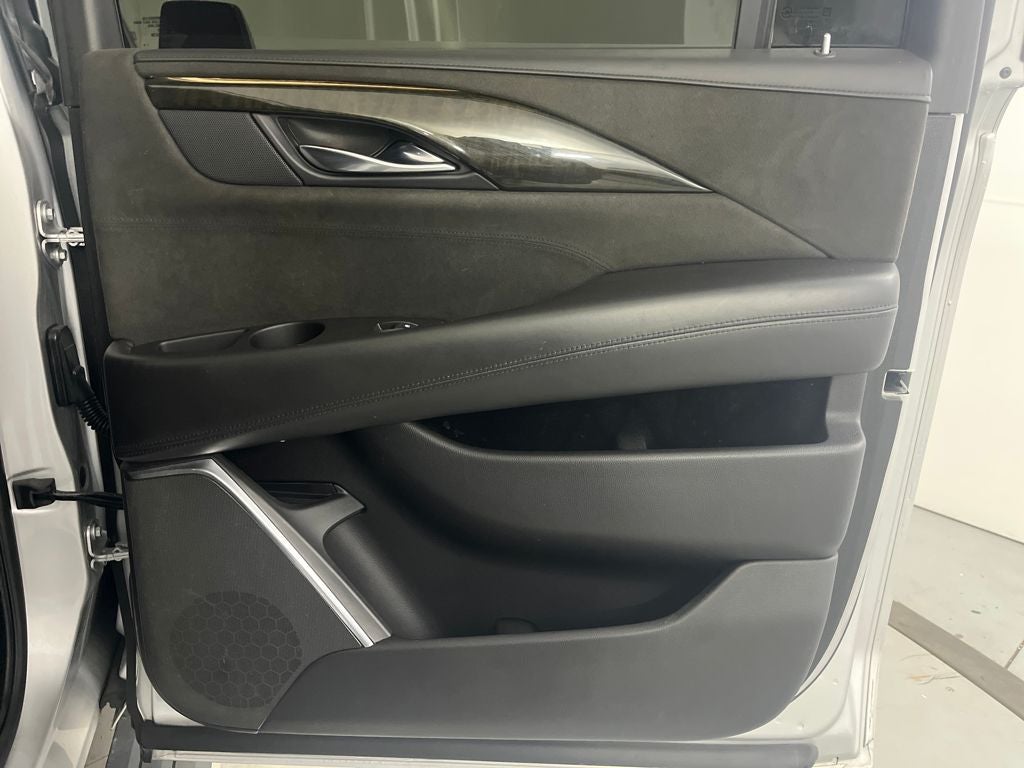 2019 Cadillac Escalade ESV Platinum Edition