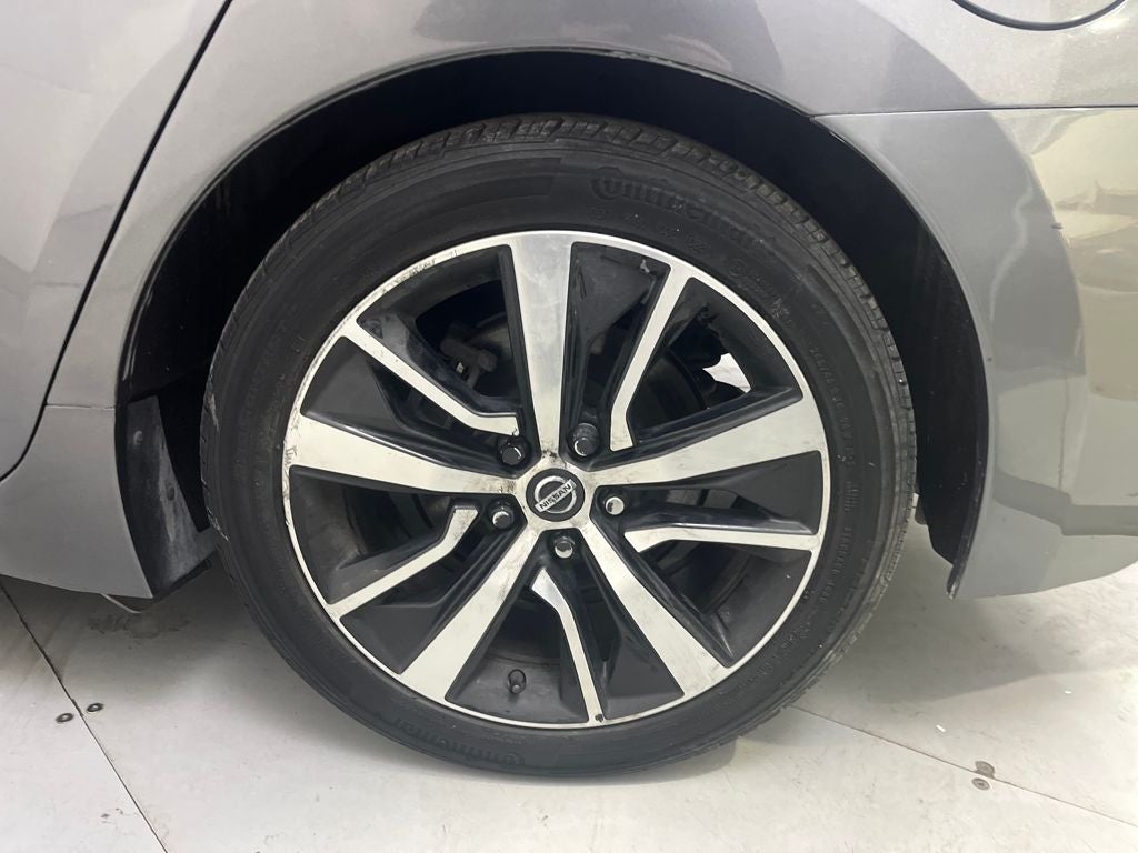 2022 Nissan Maxima SV