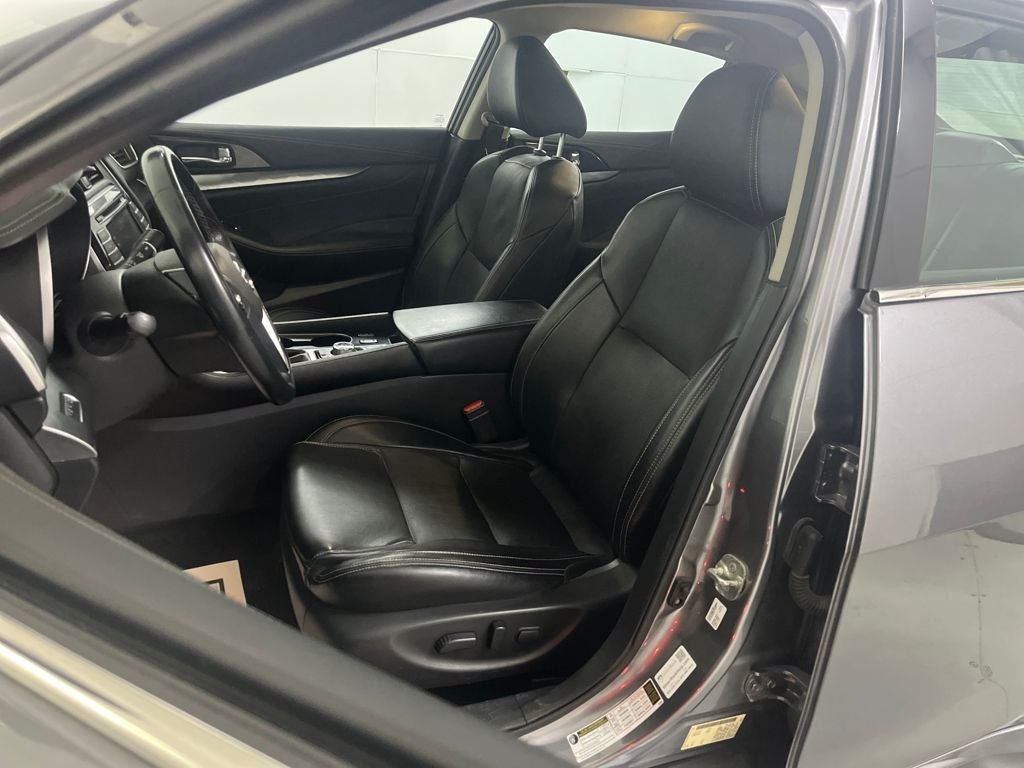 2022 Nissan Maxima SV