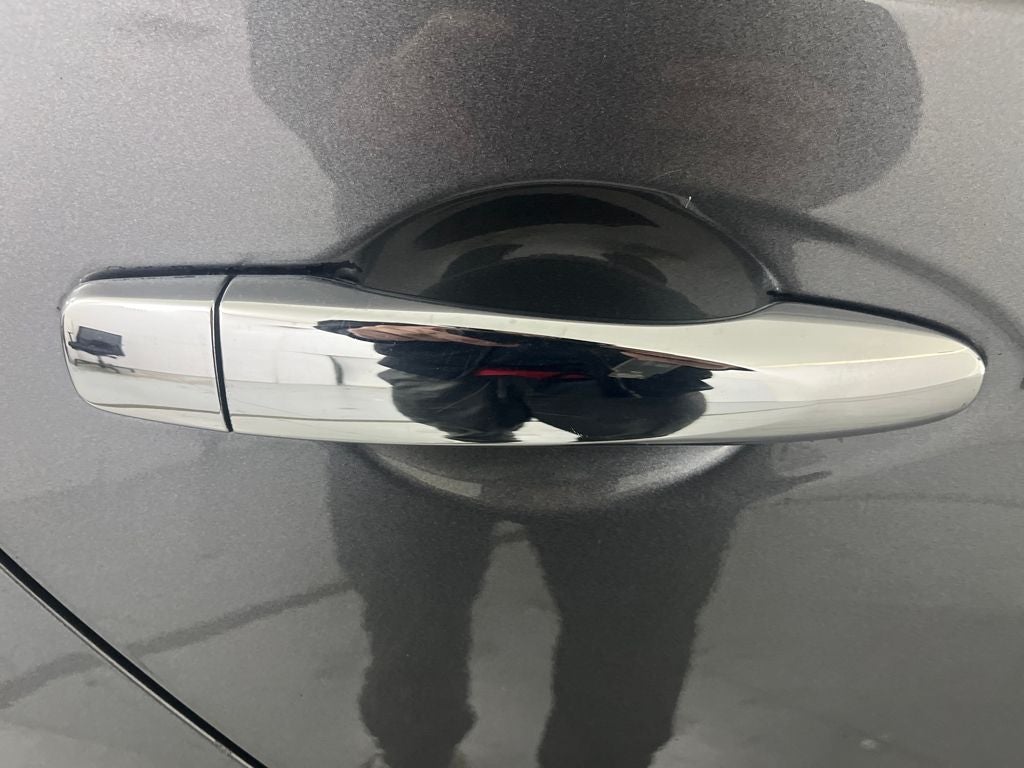 2022 Nissan Maxima SV