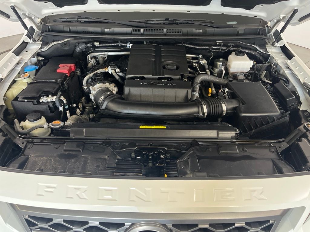 2024 Nissan Frontier SV