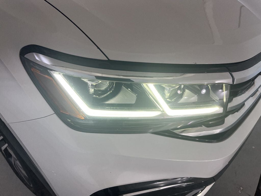 2023 Volkswagen Atlas 3.6L V6 SEL Premium R-Line