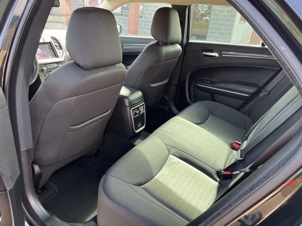 2020 Chrysler 300 Touring