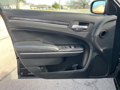 2020 Chrysler 300 Touring