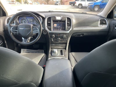 2020 Chrysler 300 Touring