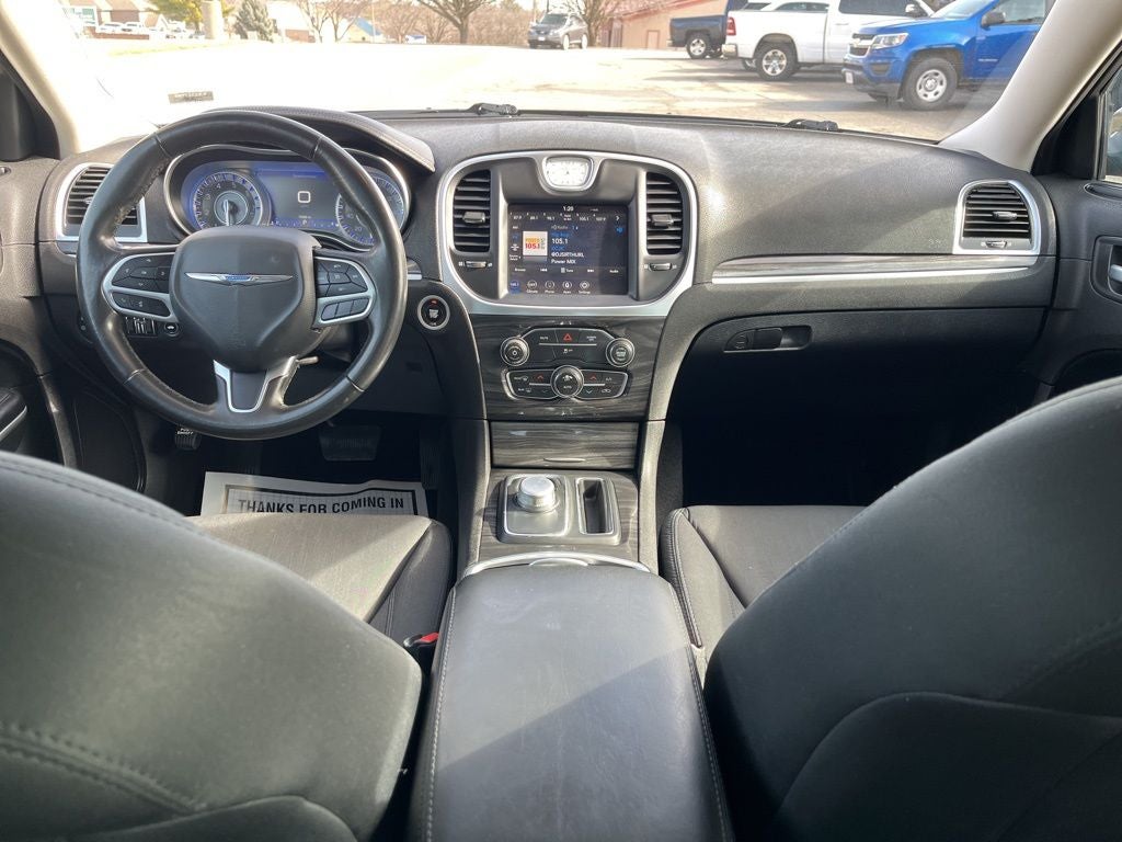 2020 Chrysler 300 Touring