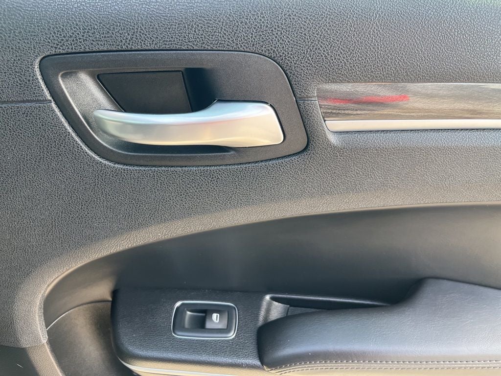 2020 Chrysler 300 Touring