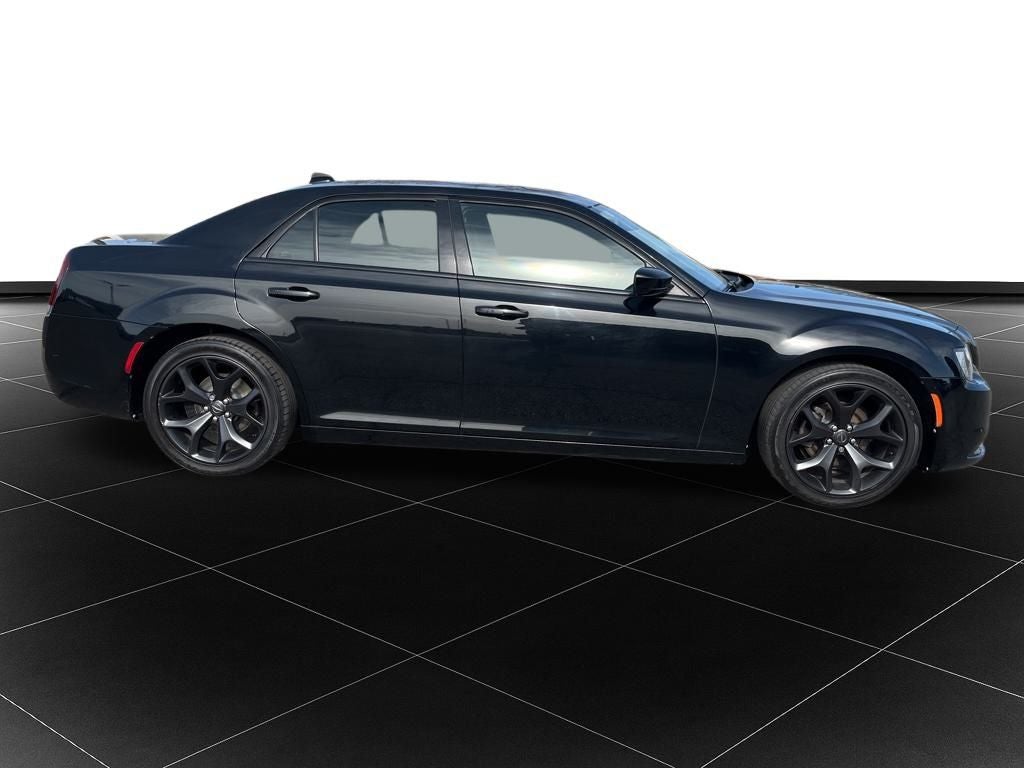 2020 Chrysler 300 Touring