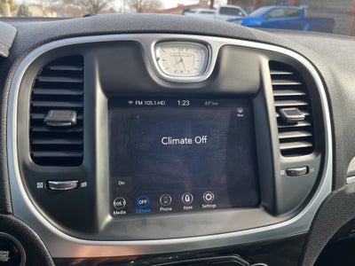 2020 Chrysler 300 Touring