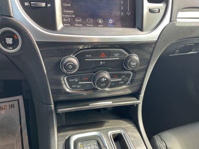 2020 Chrysler 300 Touring