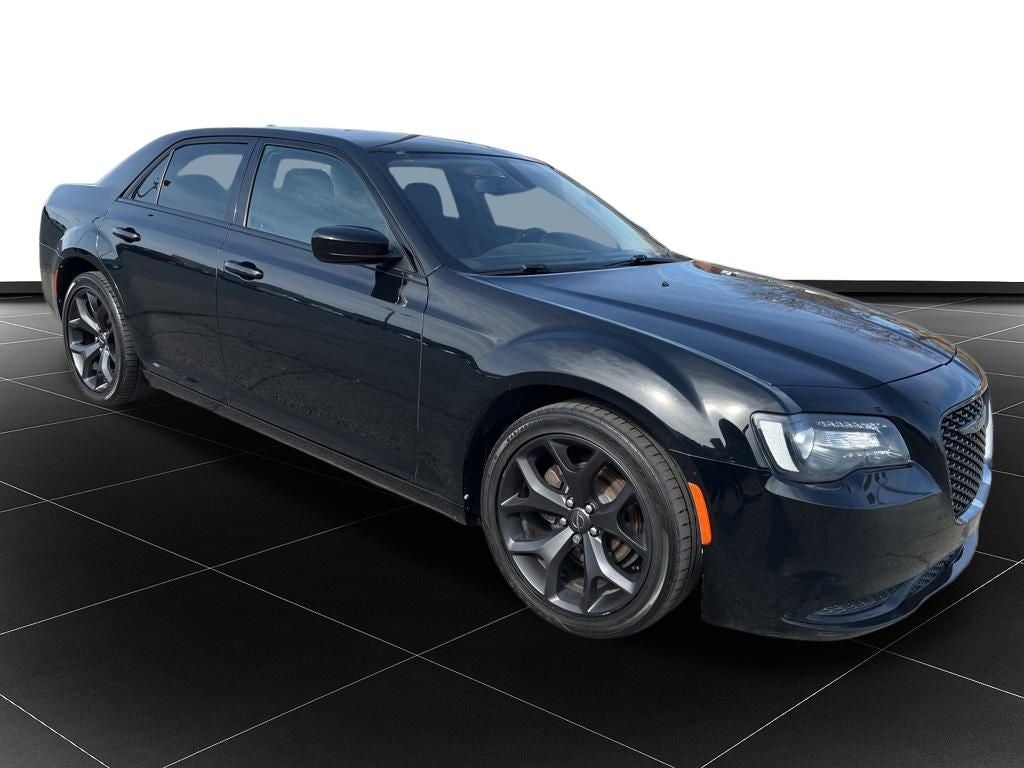 2020 Chrysler 300 Touring