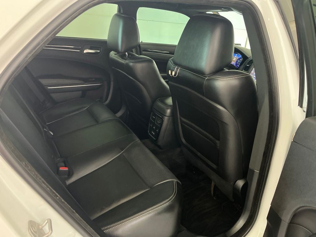 2019 Chrysler 300 S