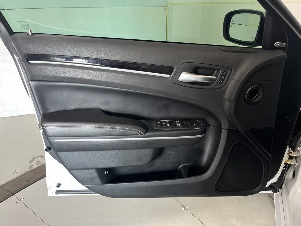 2019 Chrysler 300 S