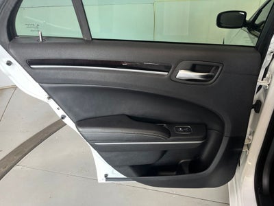 2019 Chrysler 300 S