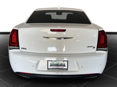 2019 Chrysler 300 S
