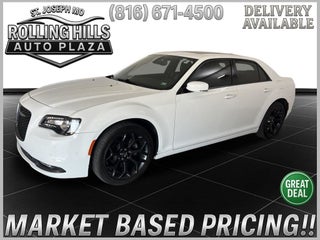 2019 Chrysler 300 S