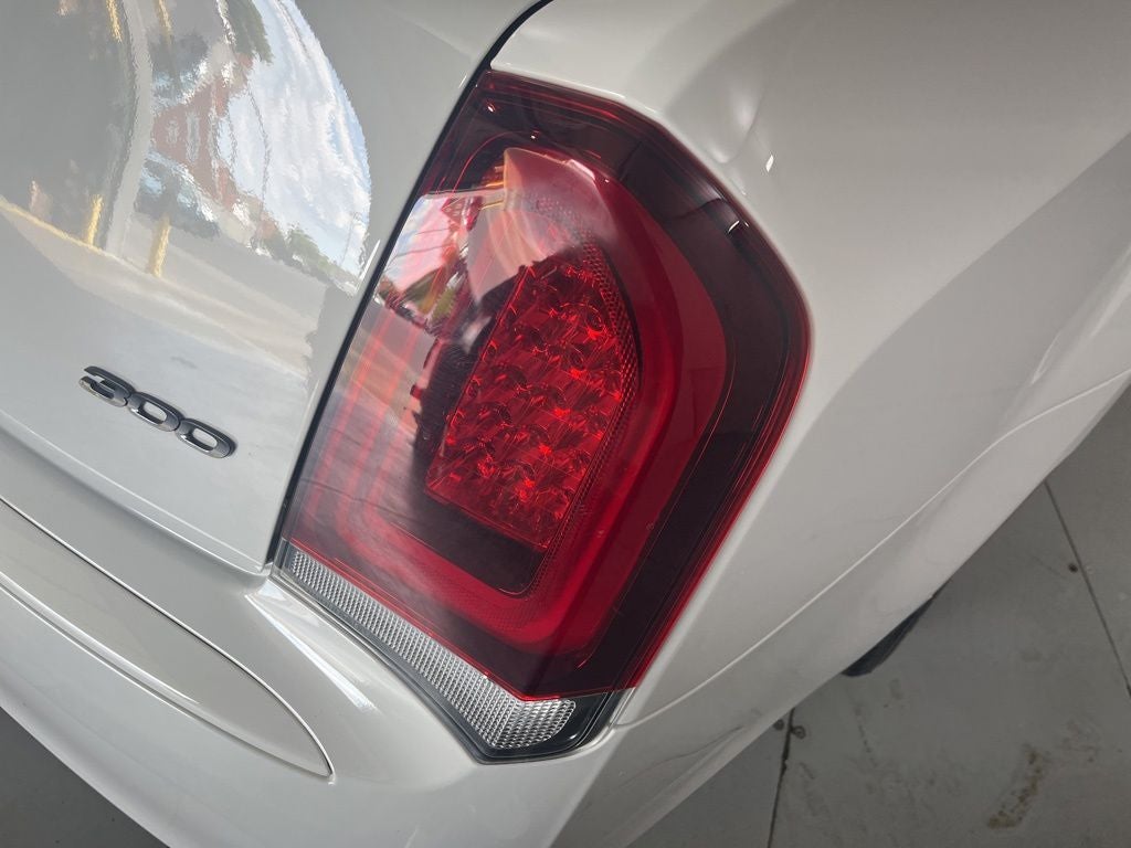 2023 Chrysler 300 Touring