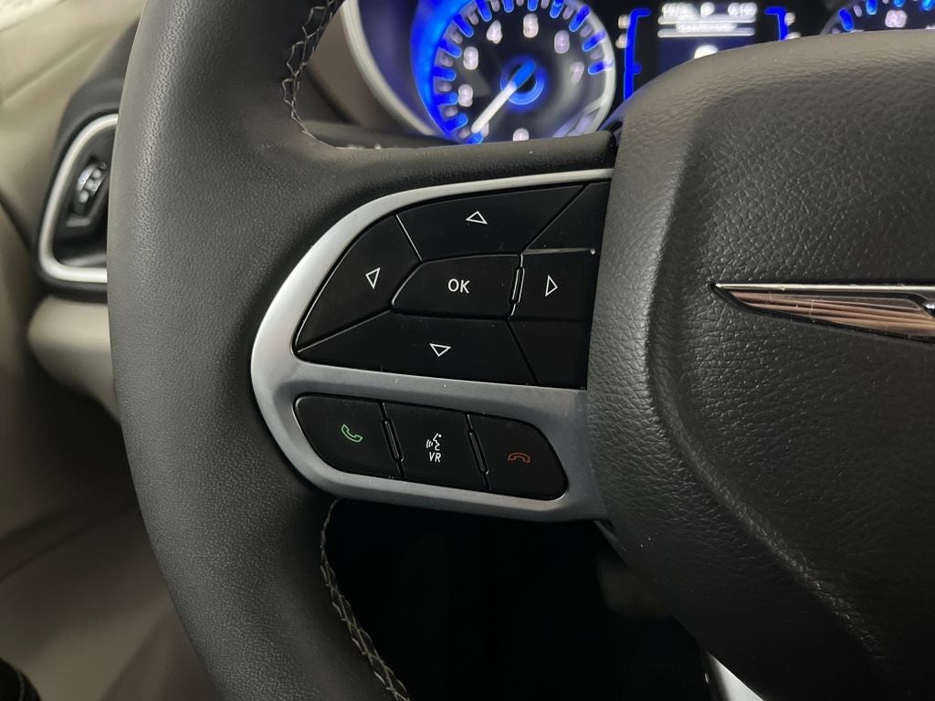 2024 Chrysler Voyager LX