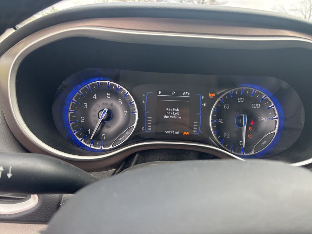 2023 Chrysler Voyager LX