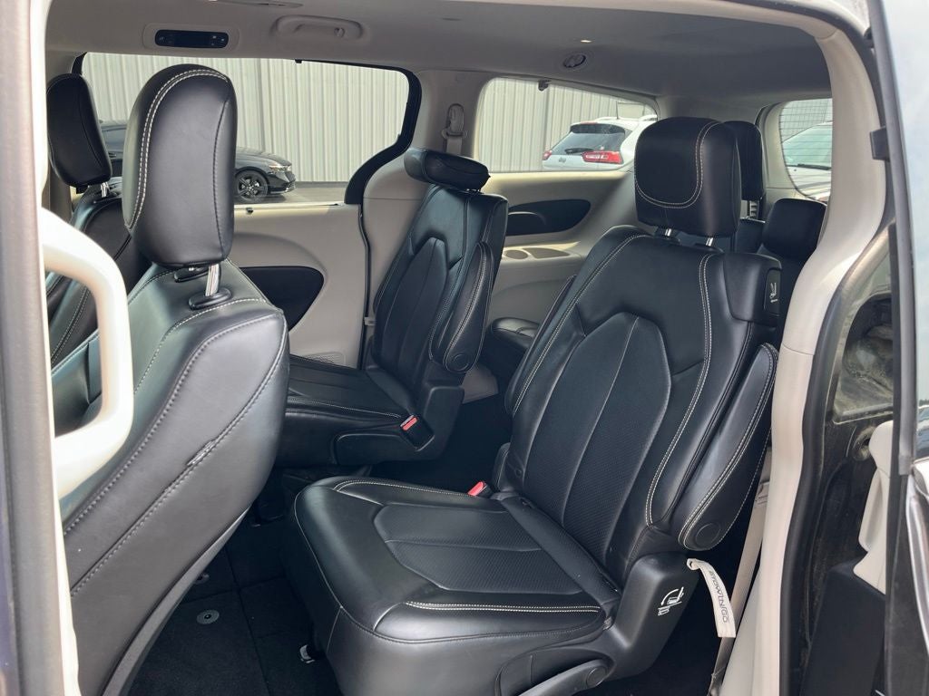 2020 Chrysler Voyager LXI