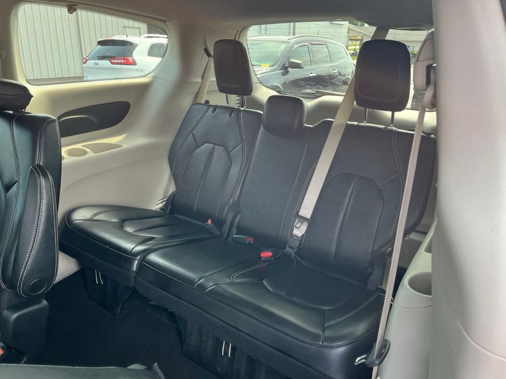 2020 Chrysler Voyager LXI