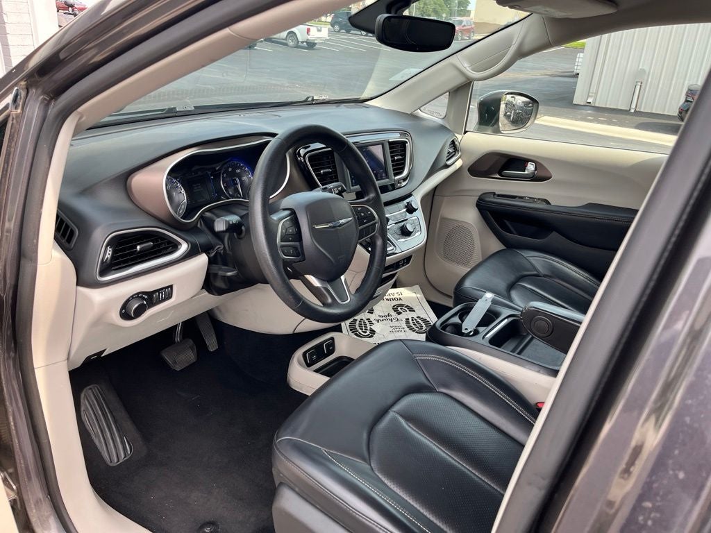 2020 Chrysler Voyager LXI