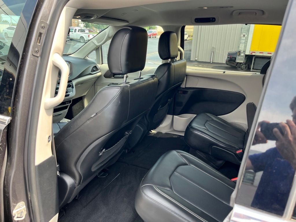 2020 Chrysler Voyager LXI
