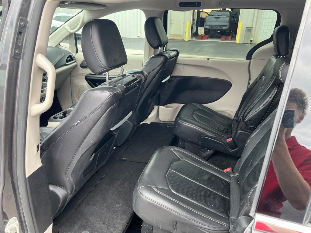 2022 Chrysler Pacifica Touring L