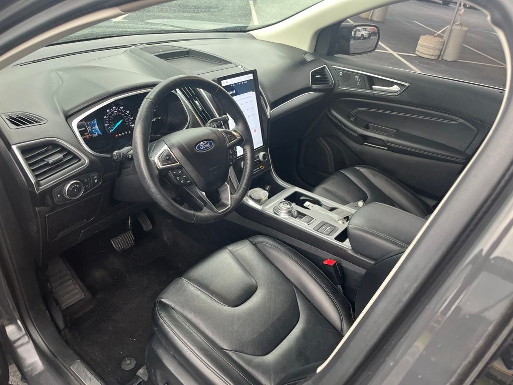 2021 Ford Edge Titanium