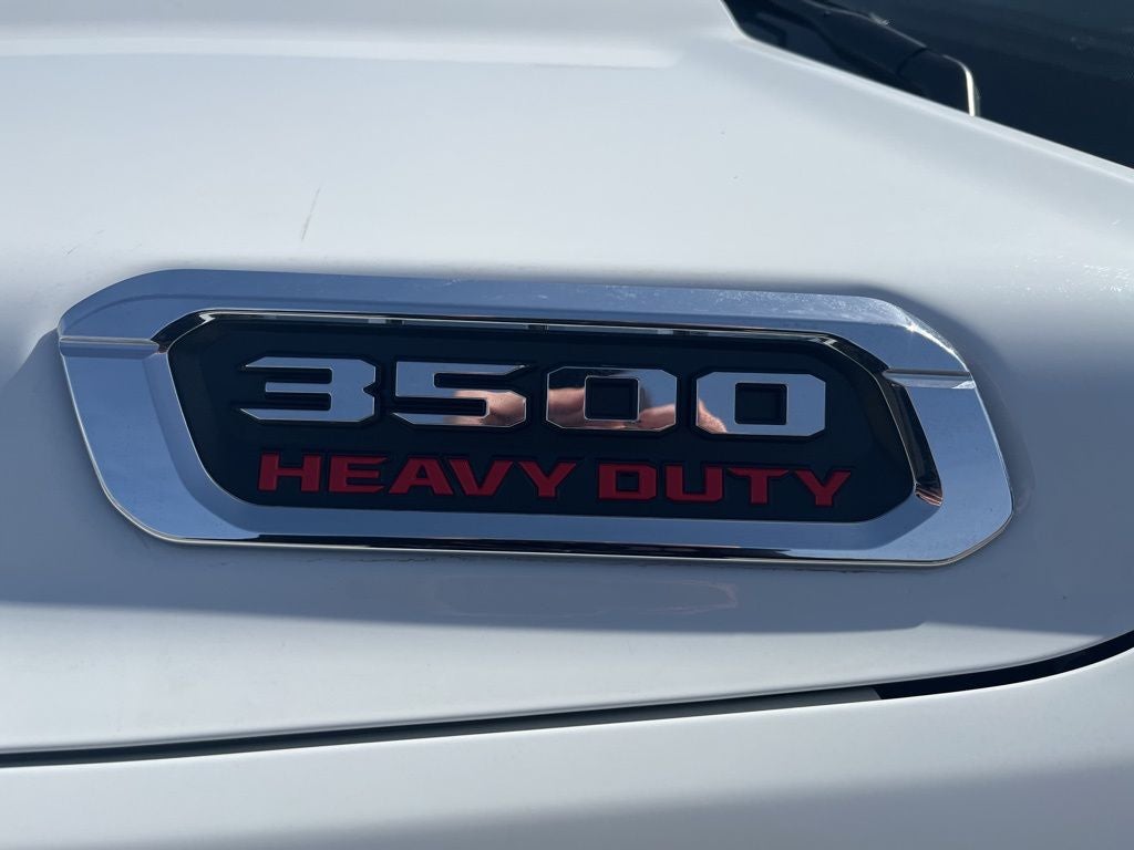 2024 RAM 3500 SLT