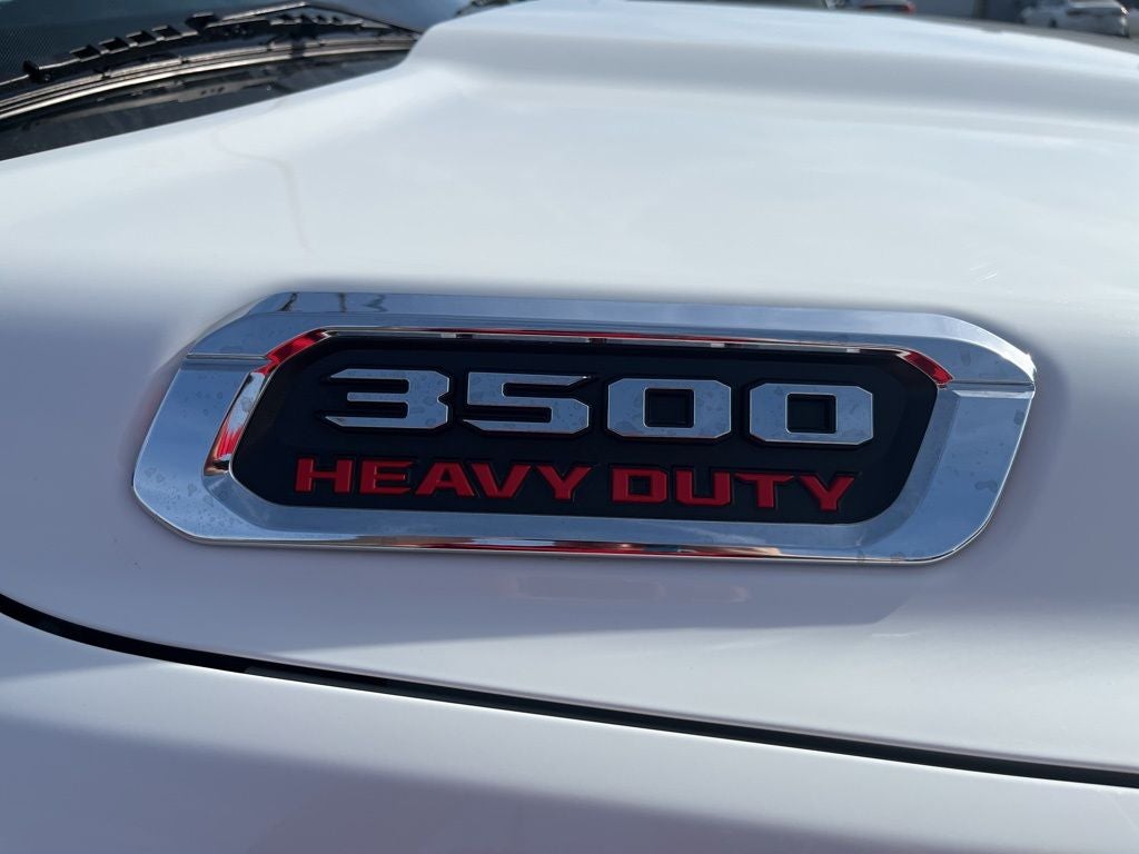 2024 RAM 3500 SLT