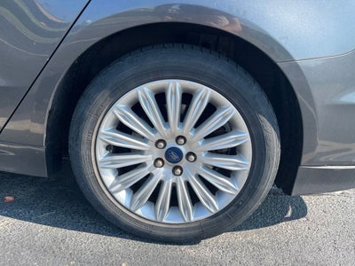 2015 Ford Fusion Hybrid SE