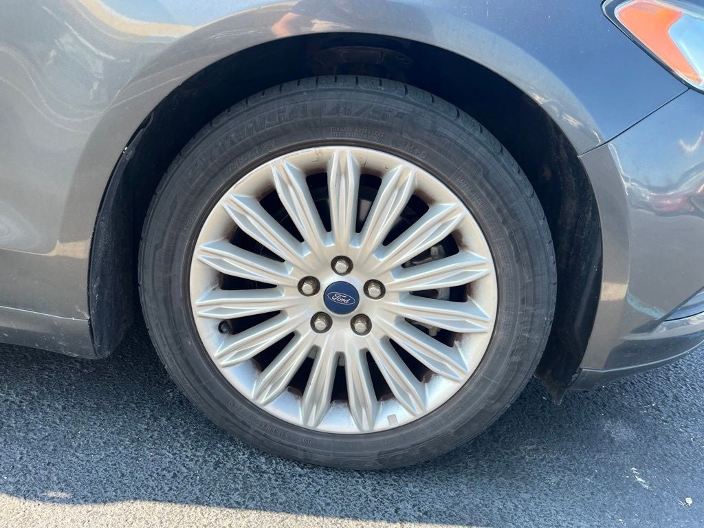 2015 Ford Fusion Hybrid SE
