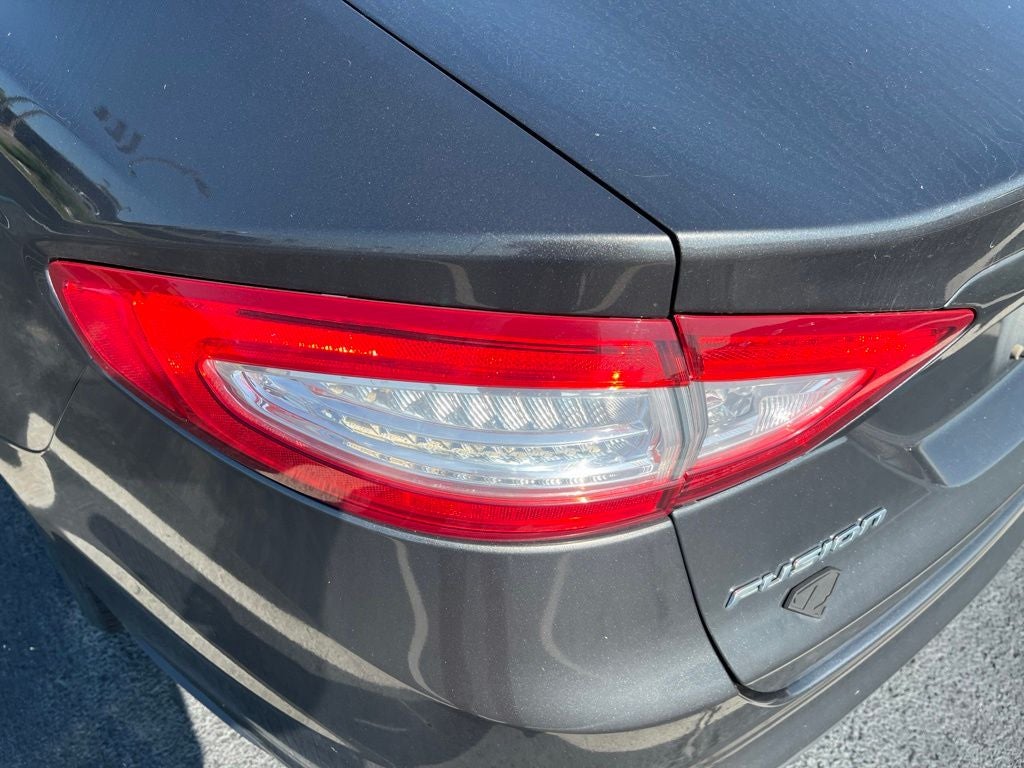 2015 Ford Fusion Hybrid SE
