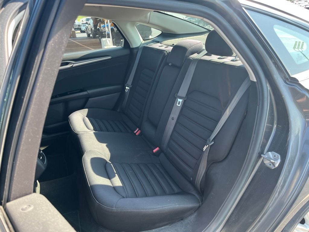 2015 Ford Fusion Hybrid SE